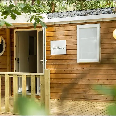 אתר נופש Airial Du Seignanx *