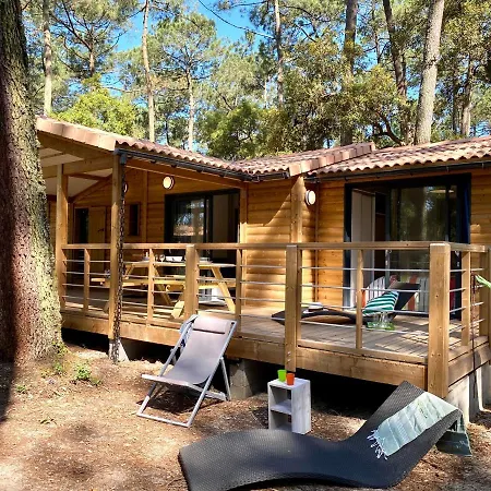 Airial Du Seignanx אתר נופש *